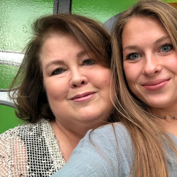 Meet your Posher, Jill - Picture 4 of 4